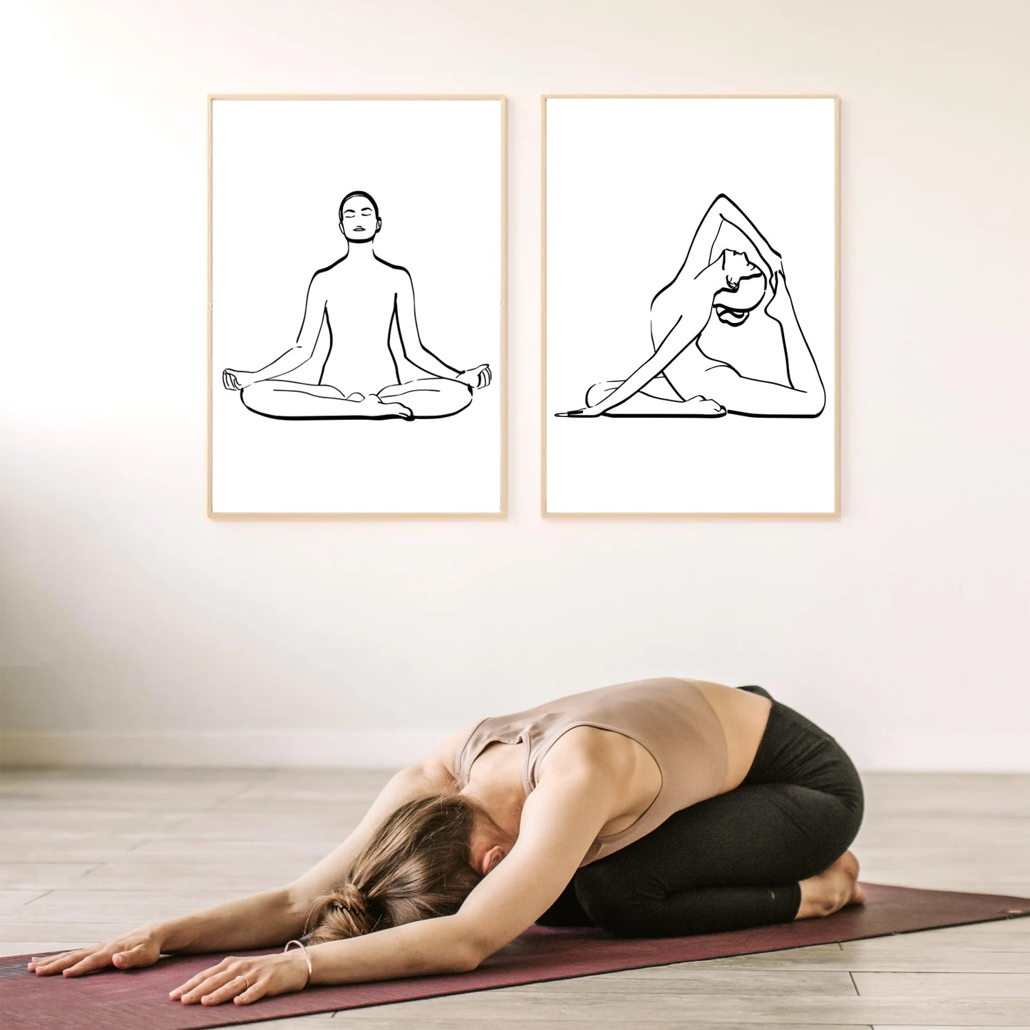 Minimaliste Noir & Blanc Yoga Woman Poster